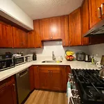 Cozy 2Beds,2Baths, Free Parking At Waikiki Beach